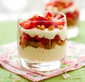 Trifle de capsune