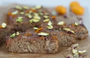 Banana cake cu nuci si aroma de portocale