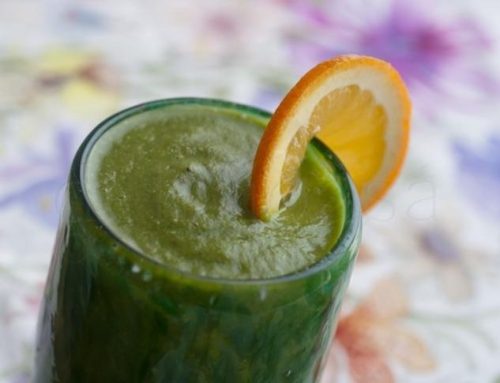 Smoothie verde: banane si mere & portocale si catina