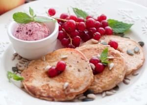 "mere in aluat de clatite - delicioasa.com"